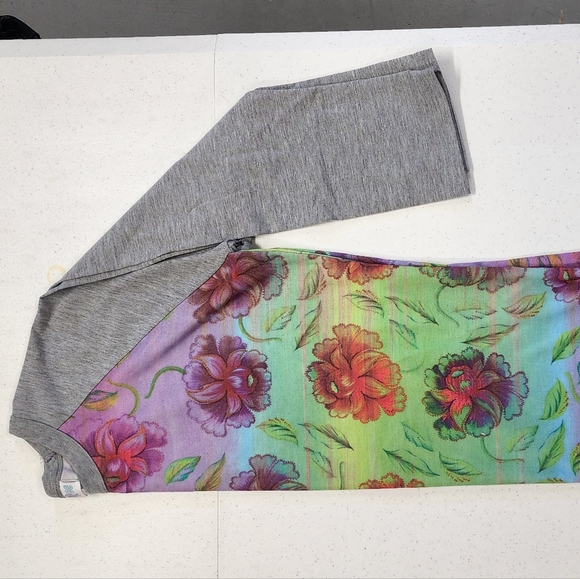 LulaRoes Randy - Picture 2 of 2